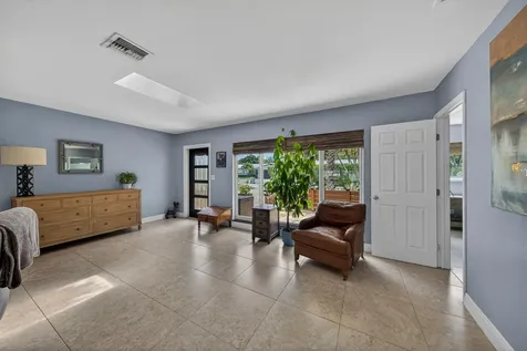 1571 SE 24th Avenue Pompano Beach FL 33062