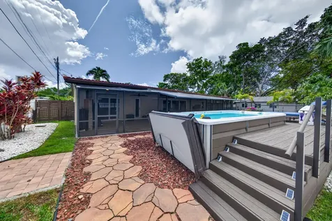 1571 SE 24th Avenue Pompano Beach FL 33062