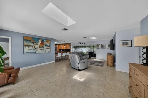 1571 SE 24th Avenue Pompano Beach FL 33062