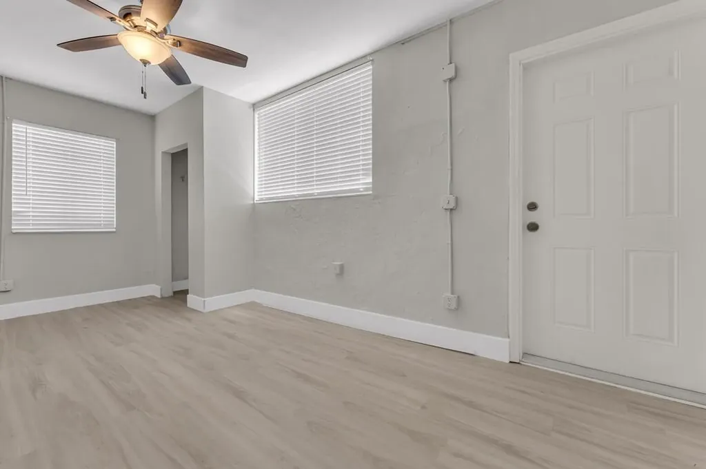 1131 NW 18th Avenue Fort Lauderdale FL 33311
