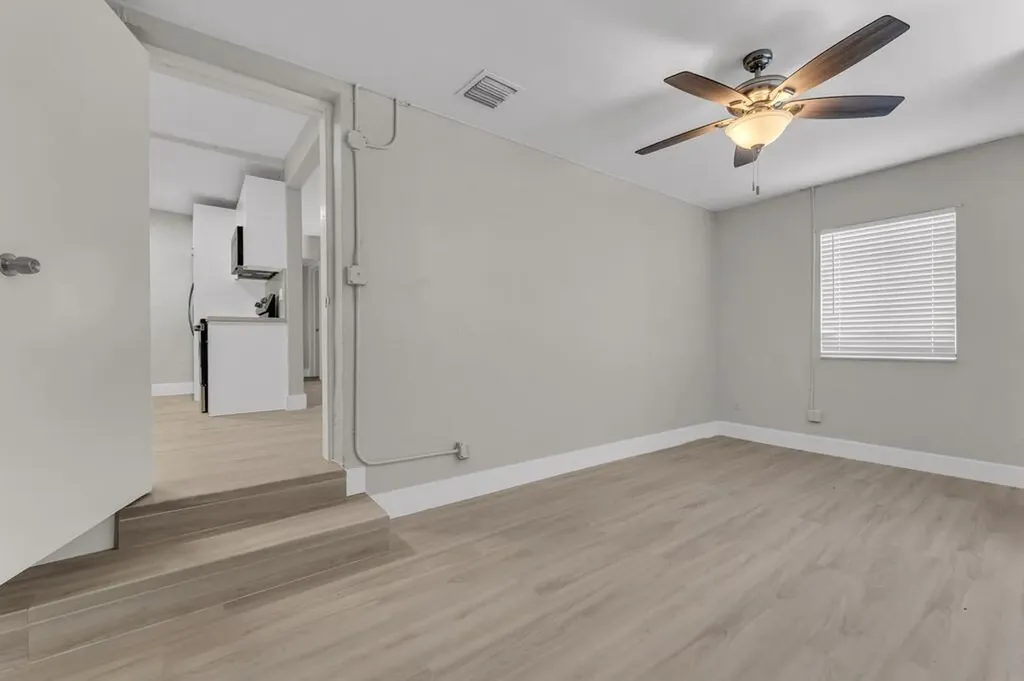 1131 NW 18th Avenue Fort Lauderdale FL 33311