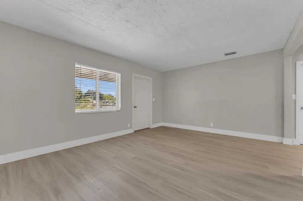 1131 NW 18th Avenue Fort Lauderdale FL 33311