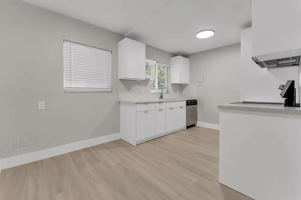 1131 NW 18th Avenue Fort Lauderdale FL 33311