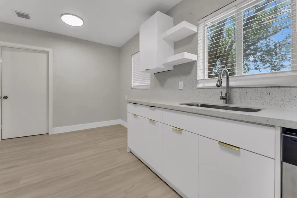 1131 NW 18th Avenue Fort Lauderdale FL 33311