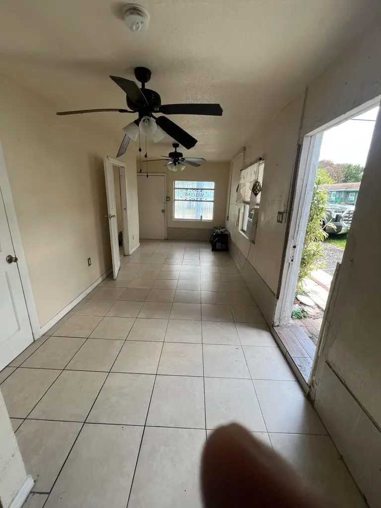 529 N 11th Street Fort Pierce FL 34950