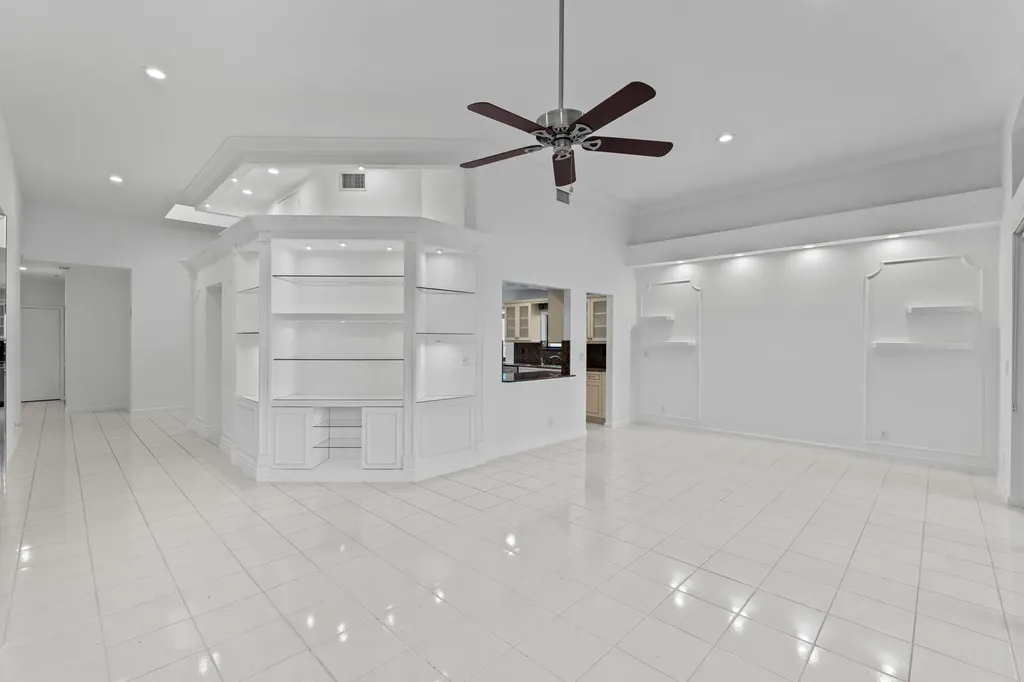 6517 Via Rosa Boca Raton FL 33433