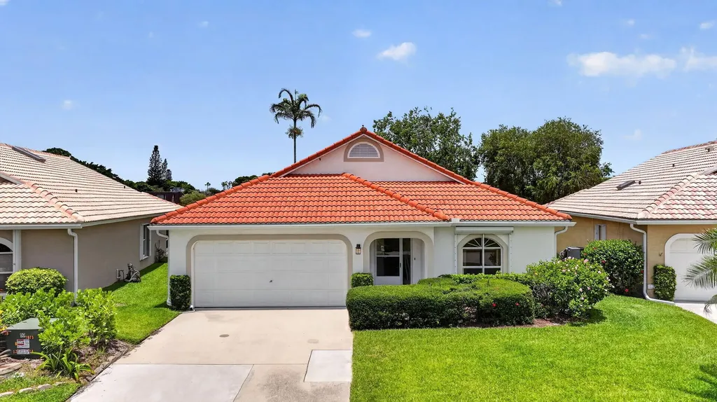 6066 SE Grand Cay Court Stuart FL 34997