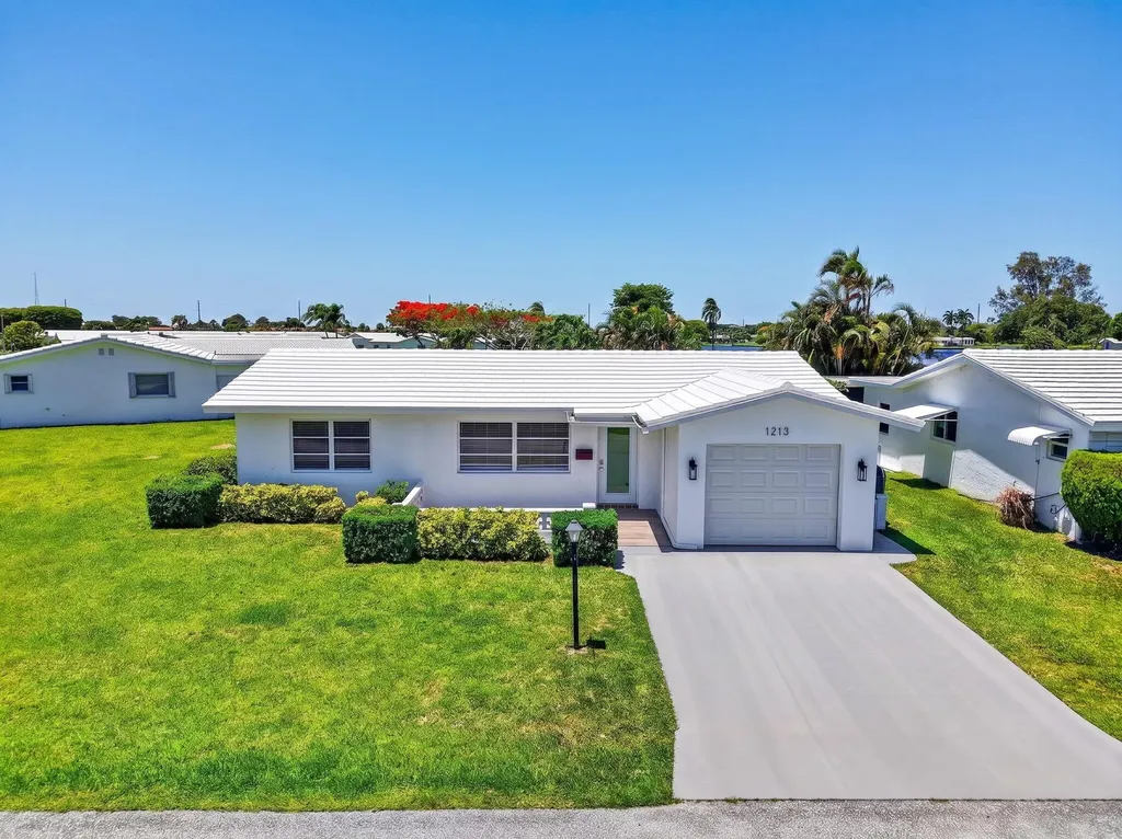 1213 SW 20th Avenue Boynton Beach FL 33426