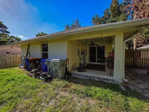 8415 22nd Street Vero Beach FL 32966