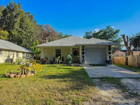 8415 22nd Street Vero Beach FL 32966