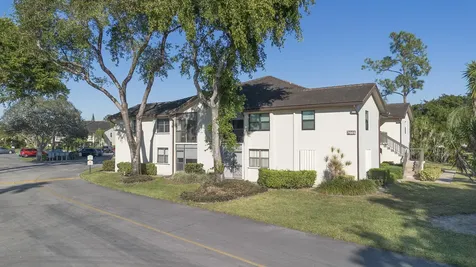 7665 Tahiti Lane Lake Worth FL 33467