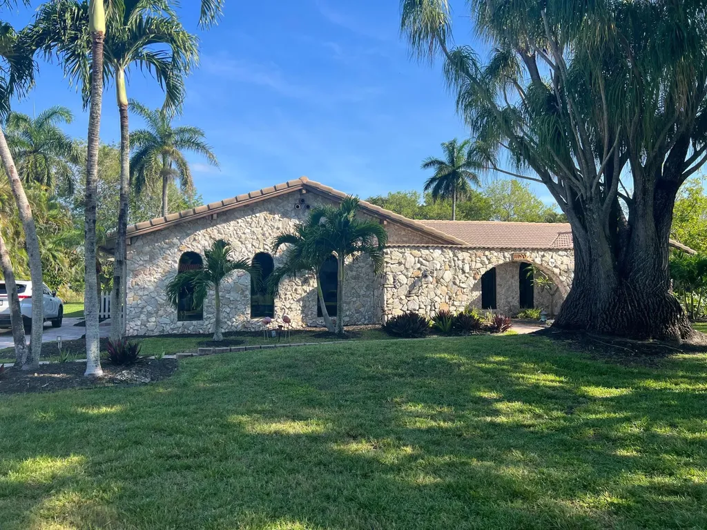 11190 NW 26th Drive Coral Springs FL 33065