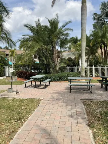 6410 Emerald Dunes 202 Drive West Palm Beach FL 33411