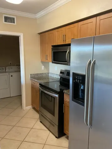 6410 Emerald Dunes 202 Drive West Palm Beach FL 33411