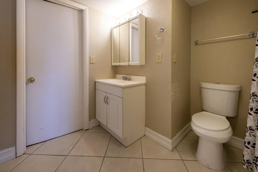 6911 Environ Boulevard Lauderhill FL 33319