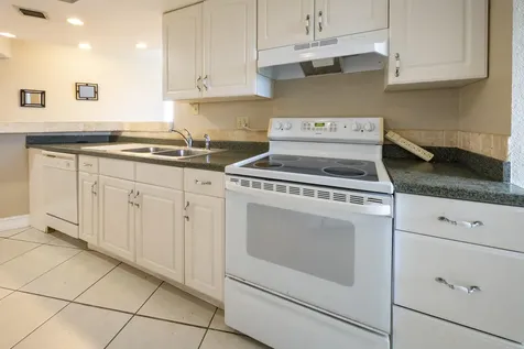 6911 Environ Boulevard Lauderhill FL 33319