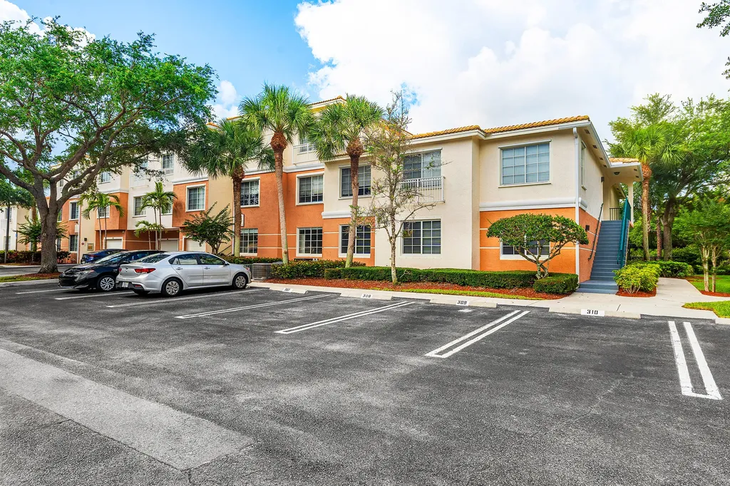 1208 E Myrtlewood Circle Circle E Palm Beach Gardens FL 33418