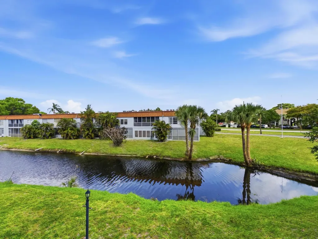 6289 Lear Drive Lake Worth FL 33462