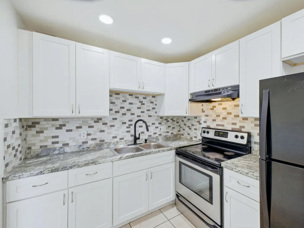 6289 Lear Drive Lake Worth FL 33462