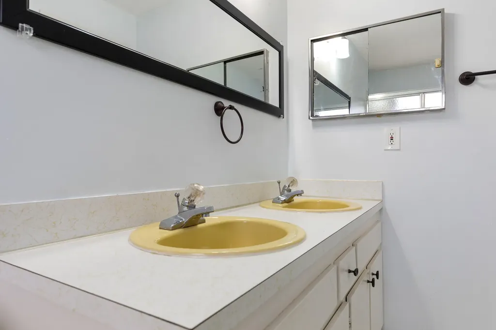 1261 NW 90th Drive Plantation FL 33322