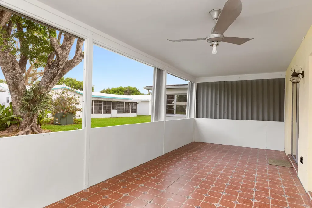 1261 NW 90th Drive Plantation FL 33322