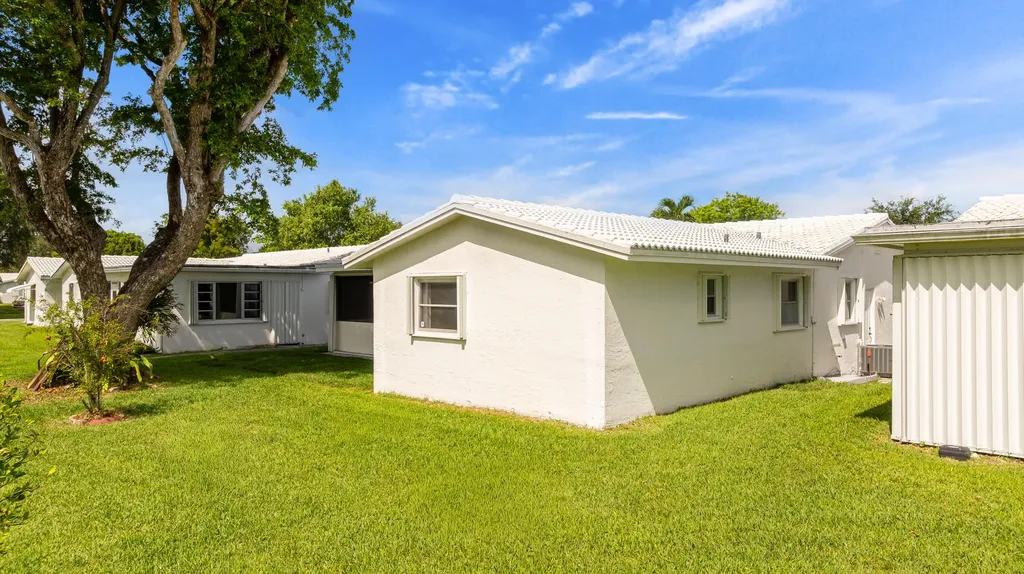 1261 NW 90th Drive Plantation FL 33322