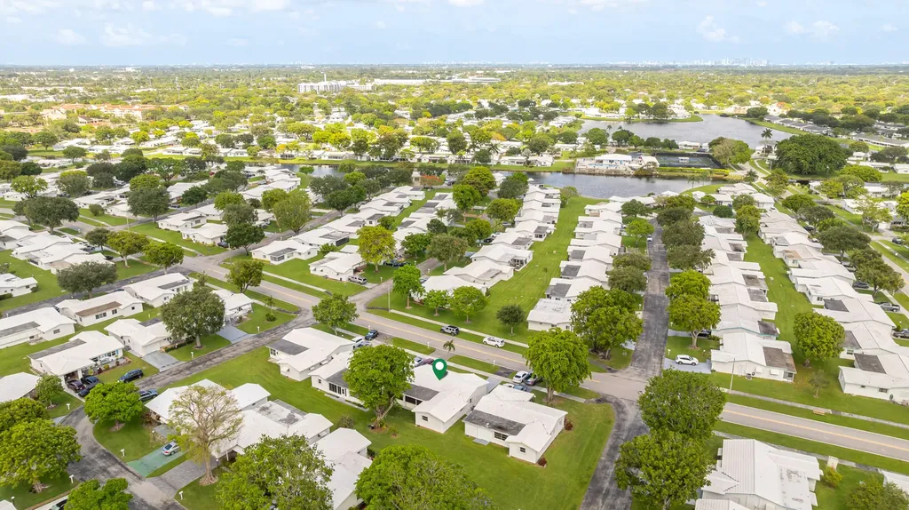 1261 NW 90th Drive Plantation FL 33322