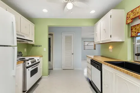 1261 NW 90th Drive Plantation FL 33322