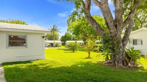 1261 NW 90th Drive Plantation FL 33322