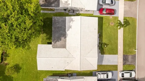 1261 NW 90th Drive Plantation FL 33322