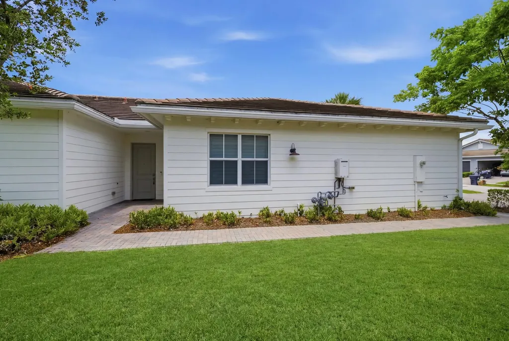 19680 Weathervane Way Loxahatchee FL 33470