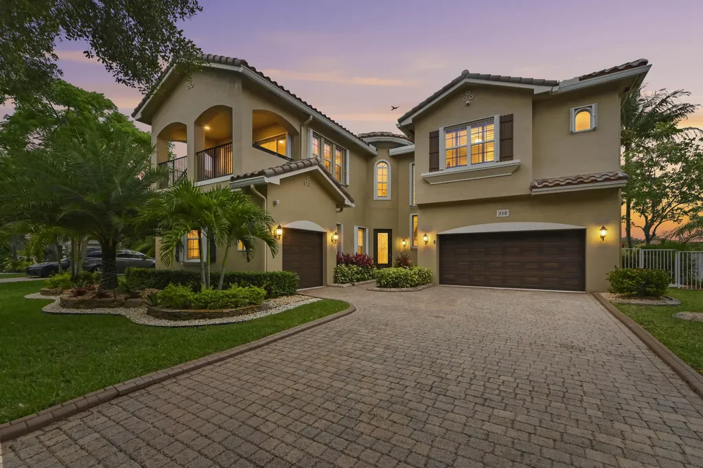 458 Cresta Circle West Palm Beach FL 33413