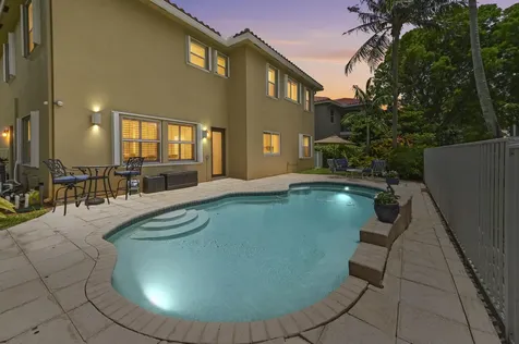 458 Cresta Circle West Palm Beach FL 33413