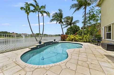 458 Cresta Circle West Palm Beach FL 33413