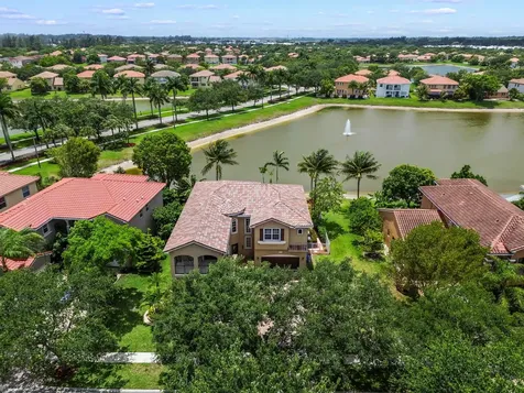 458 Cresta Circle West Palm Beach FL 33413