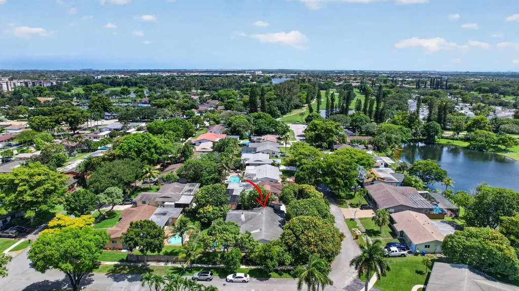 1761 NW 107th Avenue Pembroke Pines FL 33026