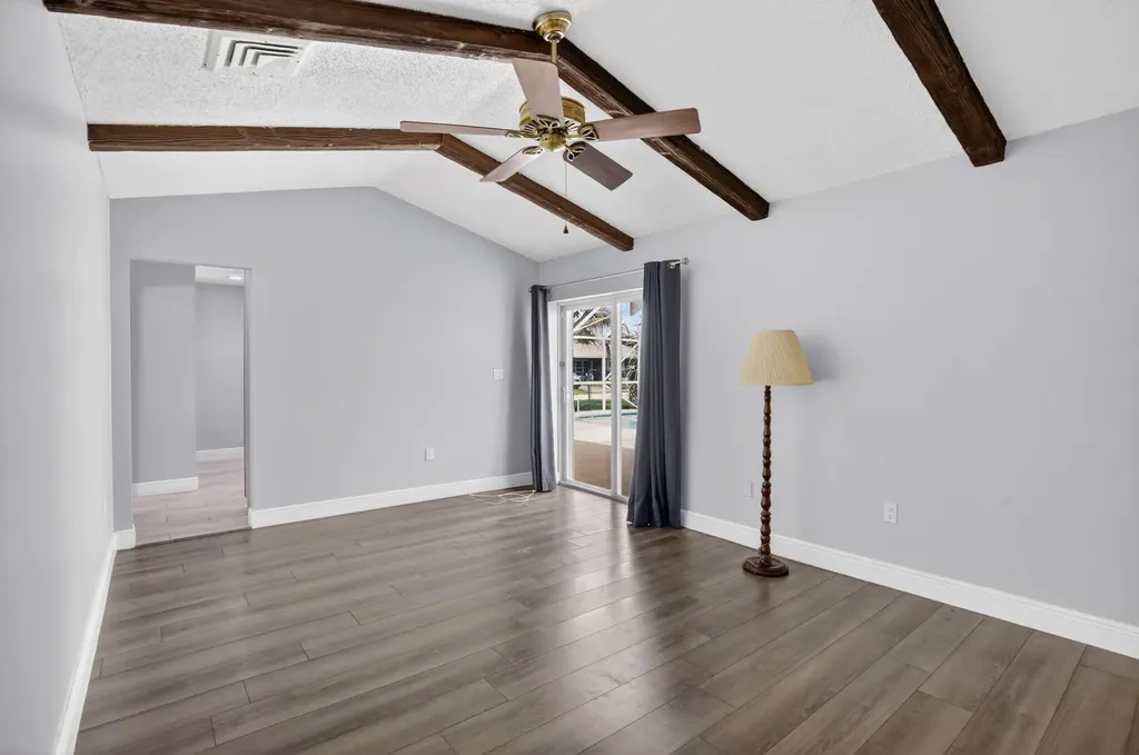 1761 NW 107th Avenue Pembroke Pines FL 33026