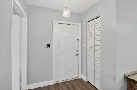 1761 NW 107th Avenue Pembroke Pines FL 33026