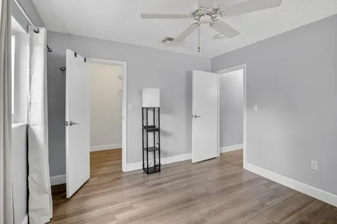 1761 NW 107th Avenue Pembroke Pines FL 33026