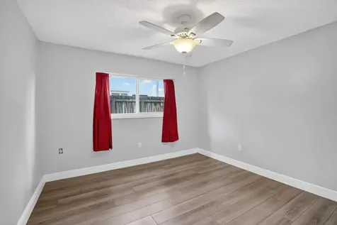 1761 NW 107th Avenue Pembroke Pines FL 33026