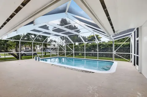 1761 NW 107th Avenue Pembroke Pines FL 33026