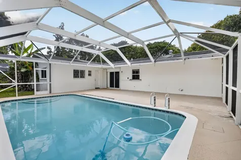 1761 NW 107th Avenue Pembroke Pines FL 33026