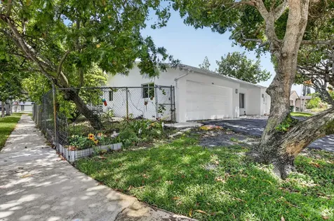 1761 NW 107th Avenue Pembroke Pines FL 33026