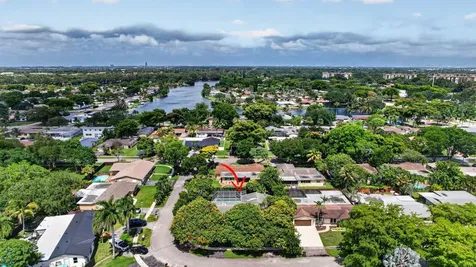 1761 NW 107th Avenue Pembroke Pines FL 33026