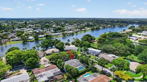 1761 NW 107th Avenue Pembroke Pines FL 33026