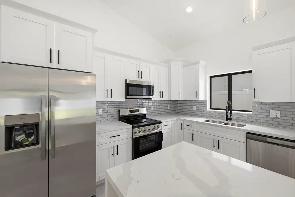 4530 NW 36th Court Fort Lauderdale FL 33319