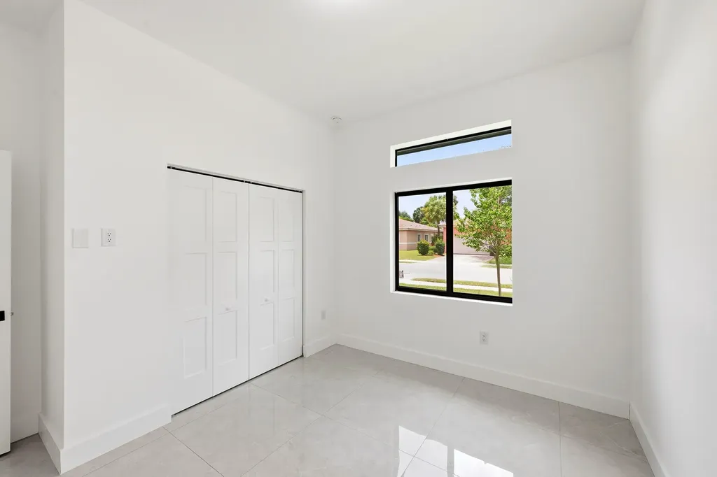 4530 NW 36th Court Fort Lauderdale FL 33319