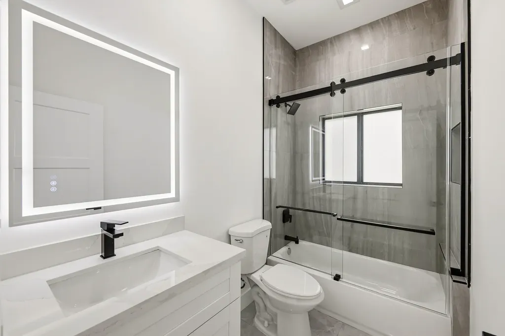4530 NW 36th Court Fort Lauderdale FL 33319