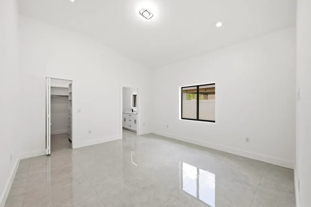 4530 NW 36th Court Fort Lauderdale FL 33319