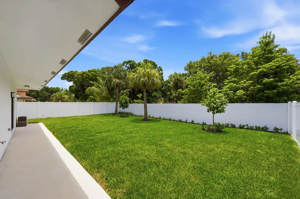 4530 NW 36th Court Fort Lauderdale FL 33319